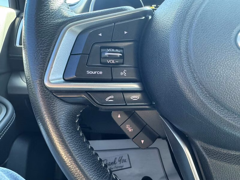 2019 Ice Silver Metallic Subaru Outback 2.5i Premium AWD Crossover