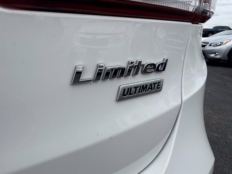 2019 Monaco White Hyundai Santa Fe XL Limited Ultimate FWD SUV