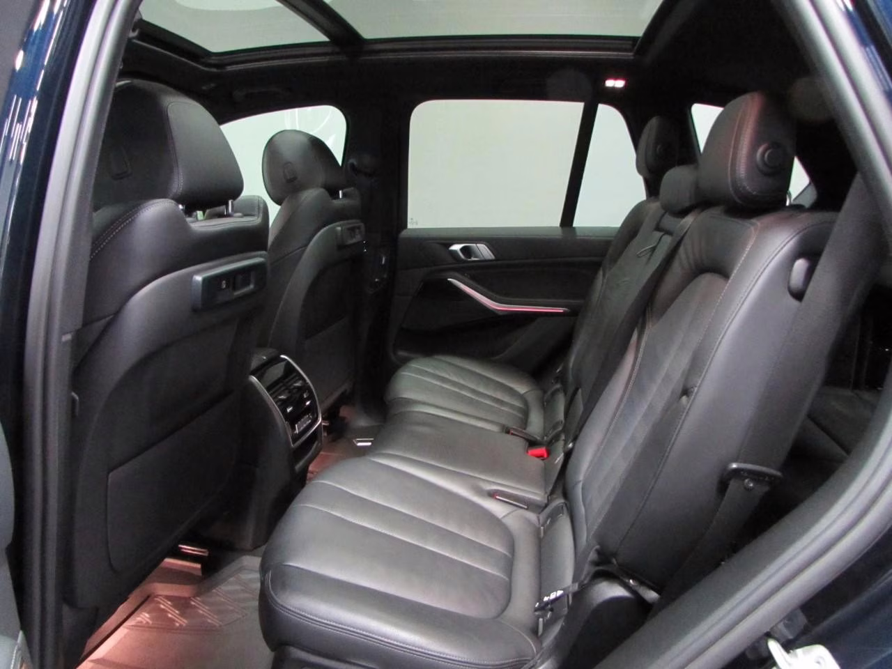 2021 Black Sapphire Metallic BMW X5 xDrive40i AWD SUV