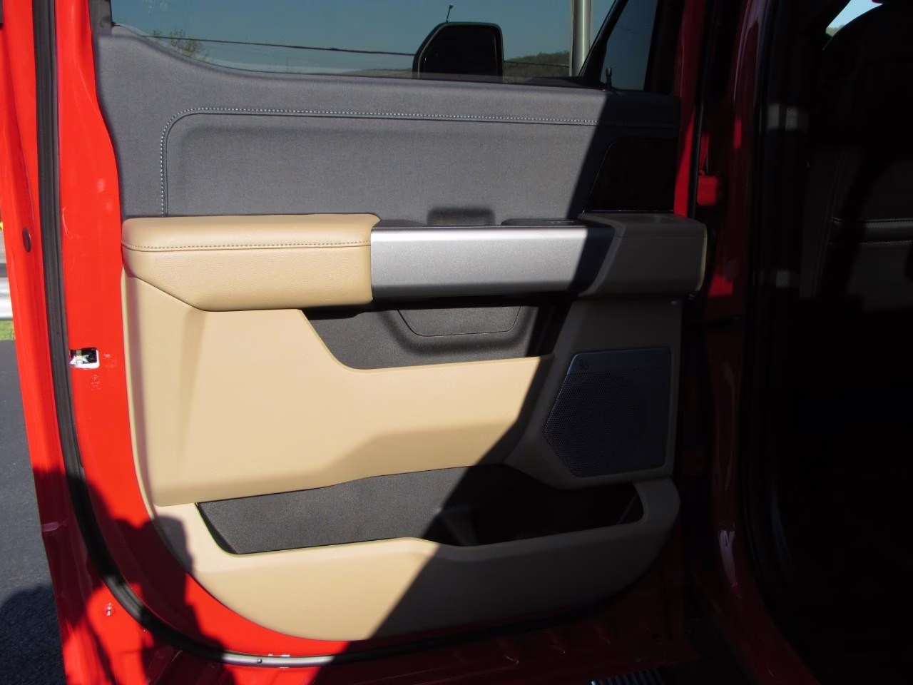 2026 Race Red Ford Super Duty F-350 SRW Lariat 4X4 Truck