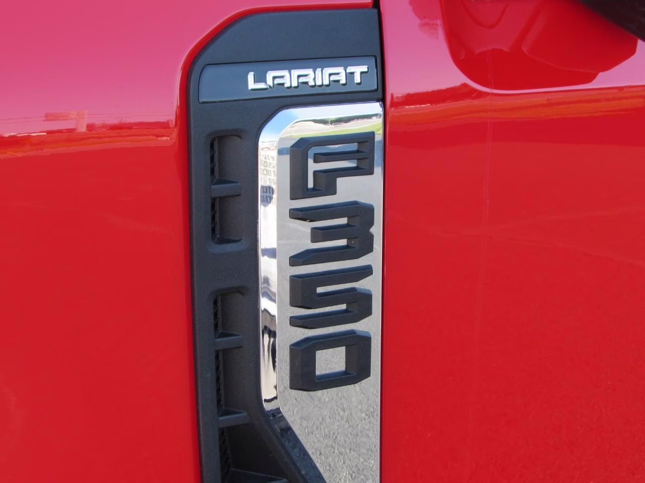2026 Race Red Ford Super Duty F-350 SRW Lariat 4X4 Truck