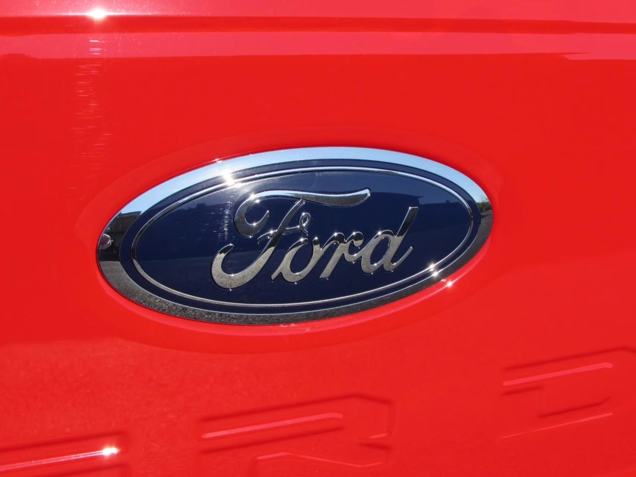 2026 Race Red Ford Super Duty F-350 SRW Lariat 4X4 Truck