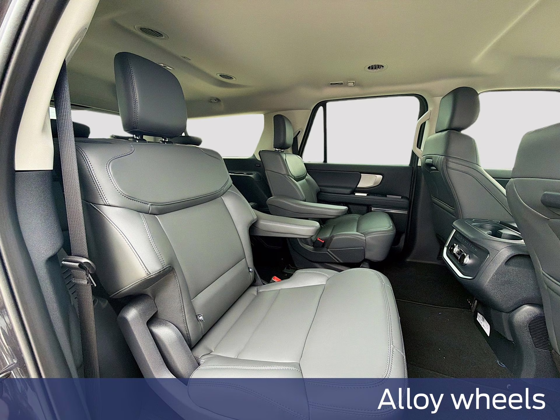 2026 Dark Matter Gray Metallic Ford Expedition Max Active RWD SUV