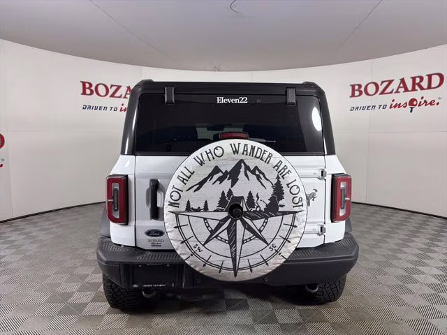 2025 Oxford White Ford Bronco Badlands 4X4 SUV
