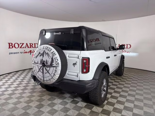 2025 Oxford White Ford Bronco Badlands 4X4 SUV