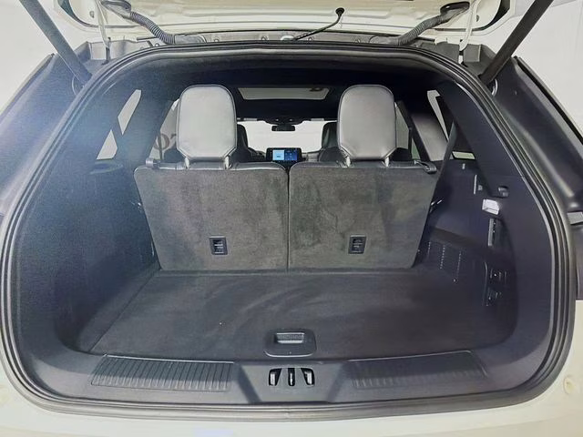 2025 White Metallic Lincoln Aviator Black Label AWD SUV