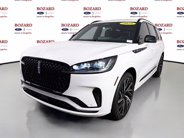 2025 White Metallic Lincoln Aviator Black Label AWD SUV
