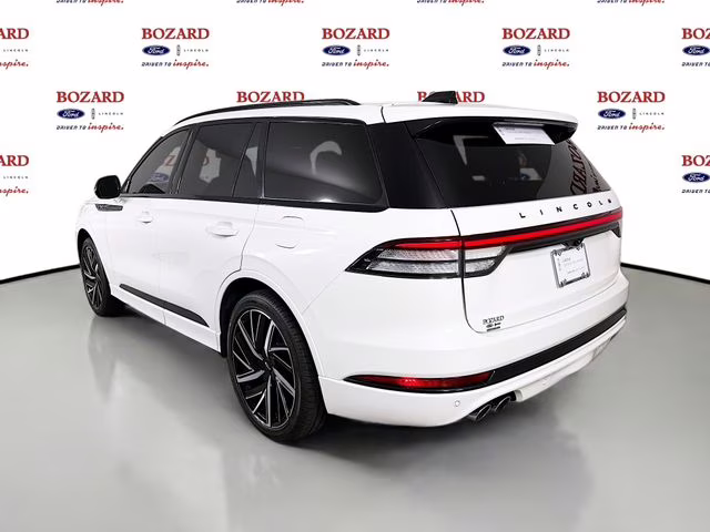 2025 White Metallic Lincoln Aviator Black Label AWD SUV