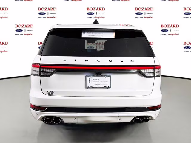 2025 White Metallic Lincoln Aviator Black Label AWD SUV