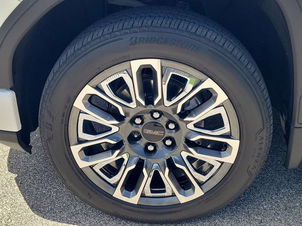 2023 White Frost GMC Sierra 1500 Denali Ultimate 4X4 Truck