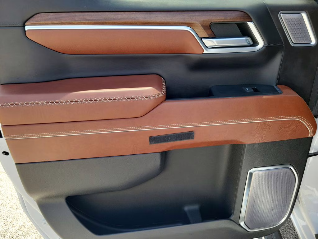 2023 White Frost GMC Sierra 1500 Denali Ultimate 4X4 Truck