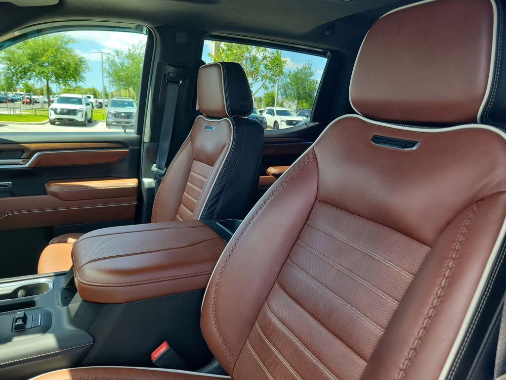 2023 White Frost GMC Sierra 1500 Denali Ultimate 4X4 Truck