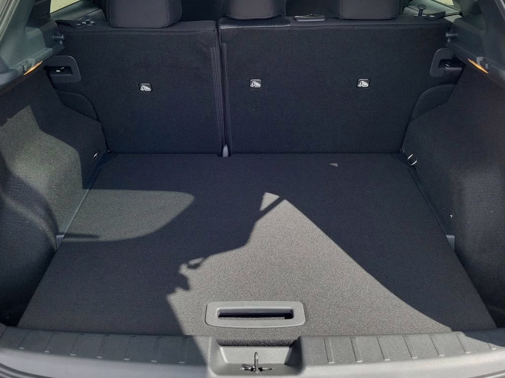 2026 Bronze Metallic Nissan Kicks SV FWD SUV