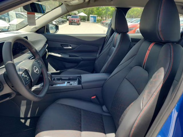 2026 Bluestone Pearl/Super Blk Nissan Sentra SR FWD Sedan