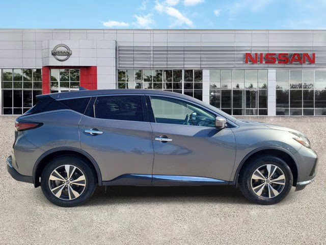2019 Gun Metallic Nissan Murano S FWD SUV