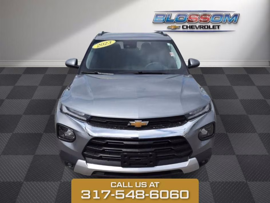 2023 Sterling Gray Metallic Chevrolet Trailblazer LT AWD SUV