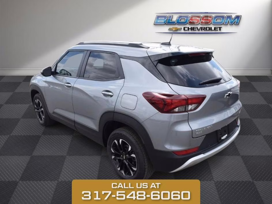 2023 Sterling Gray Metallic Chevrolet Trailblazer LT AWD SUV