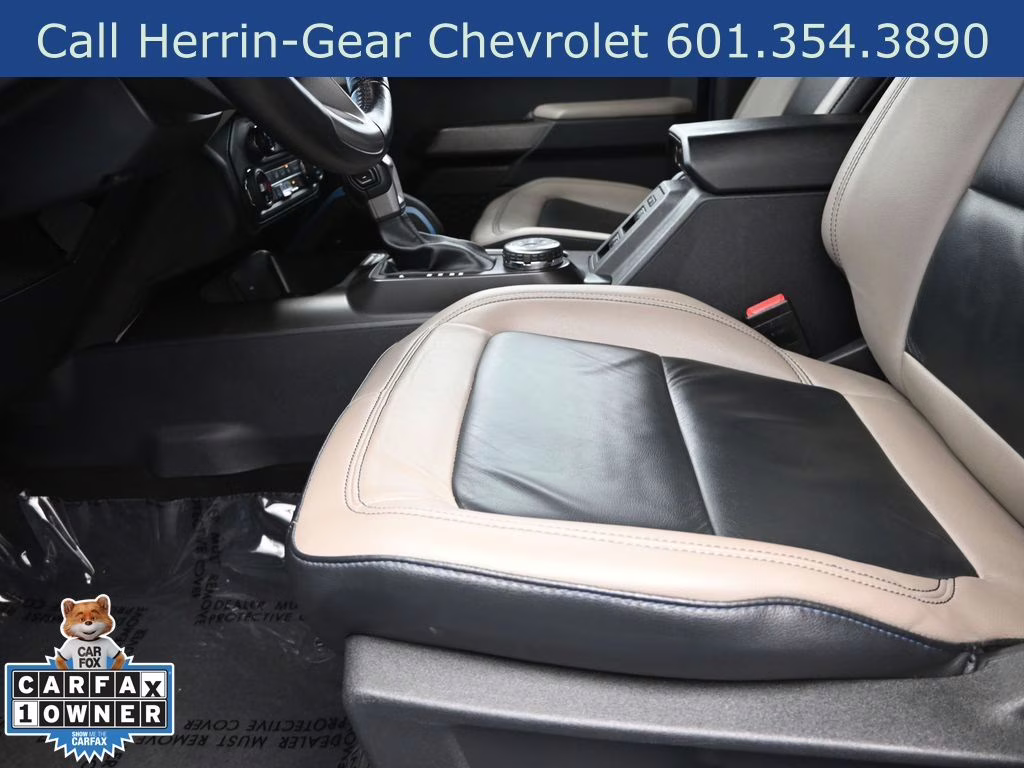 2023 Azure Gray Metallic Tri-Coat Ford Bronco Wildtrak 4X4 SUV