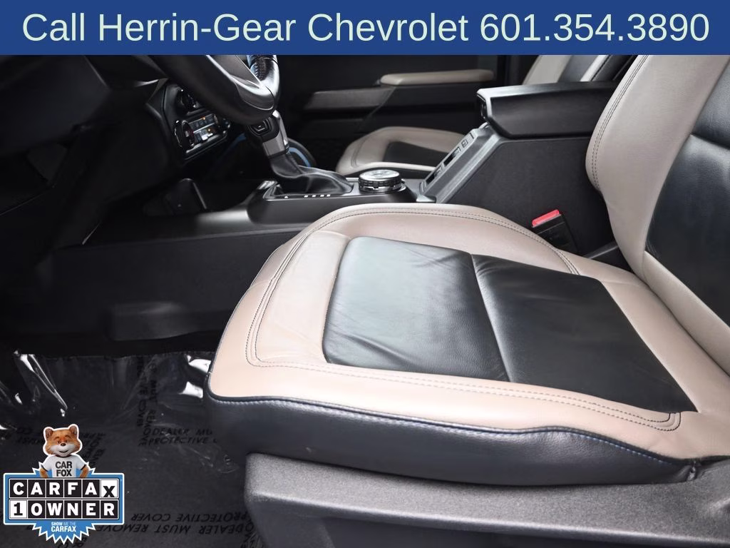 2023 Azure Gray Metallic Tri-Coat Ford Bronco Wildtrak 4X4 SUV