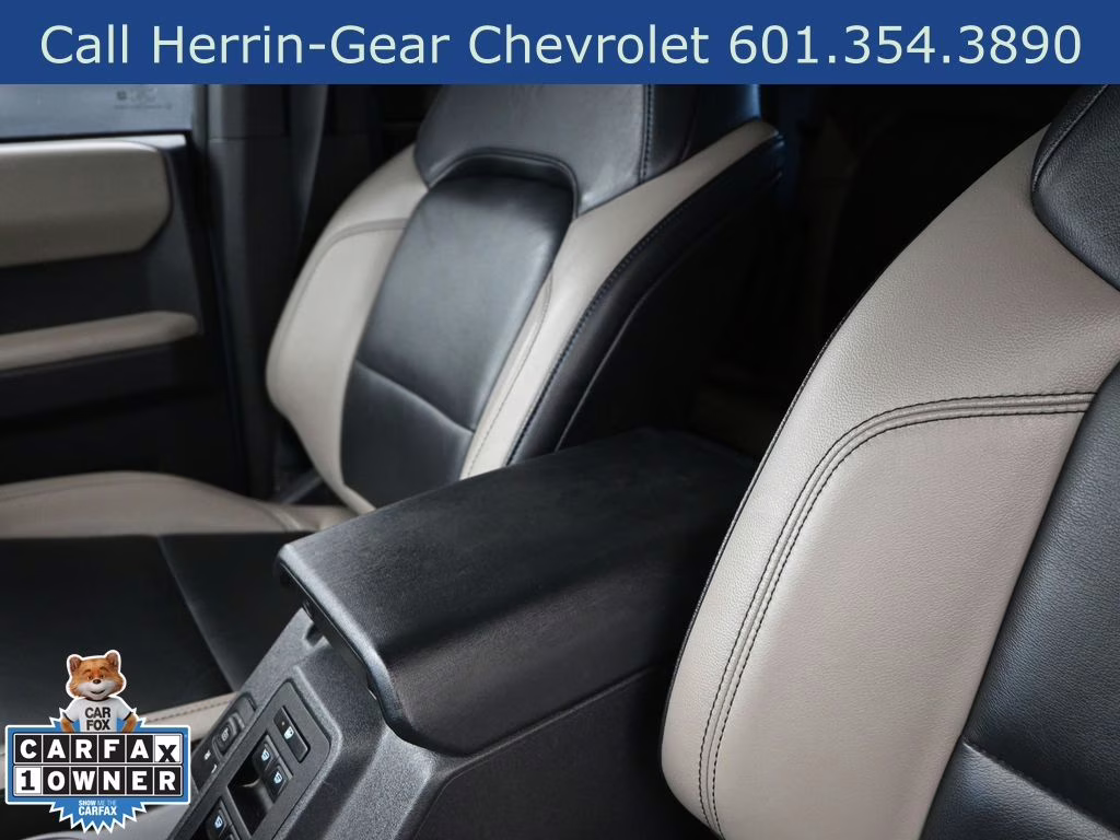 2023 Azure Gray Metallic Tri-Coat Ford Bronco Wildtrak 4X4 SUV