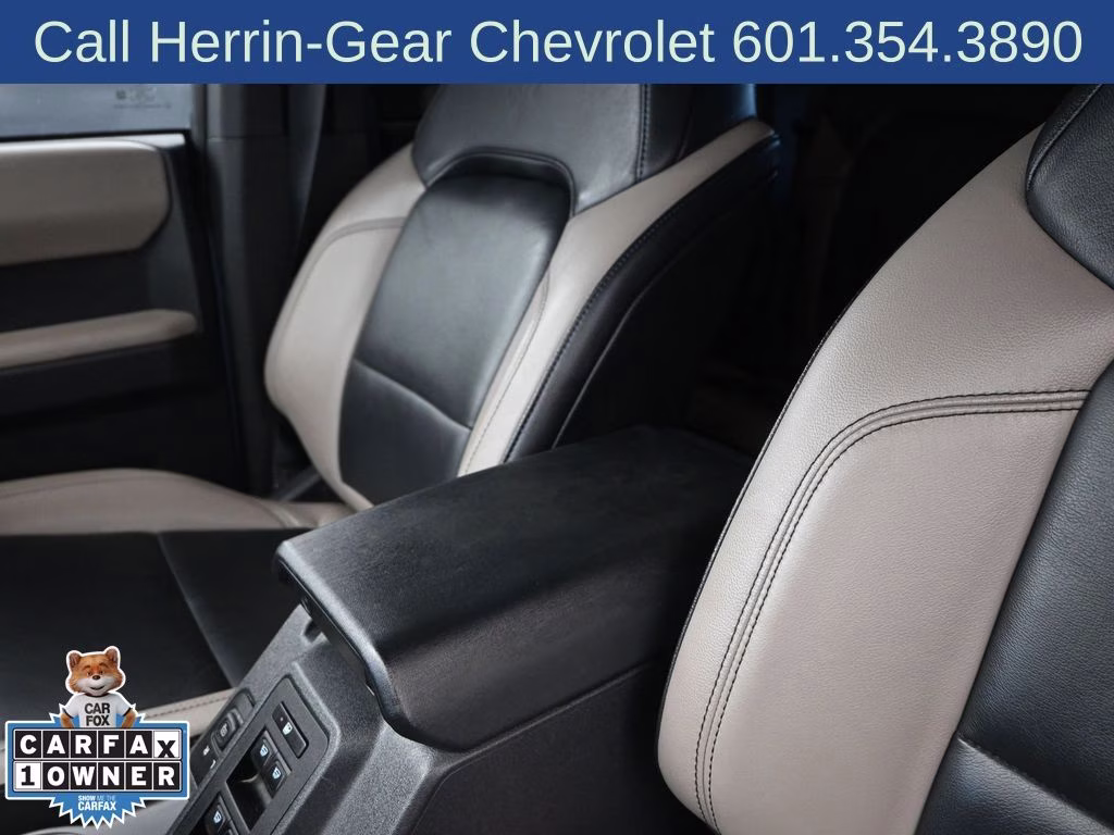 2023 Azure Gray Metallic Tri-Coat Ford Bronco Wildtrak 4X4 SUV