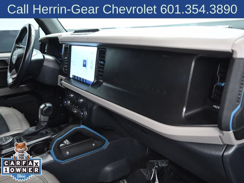 2023 Azure Gray Metallic Tri-Coat Ford Bronco Wildtrak 4X4 SUV