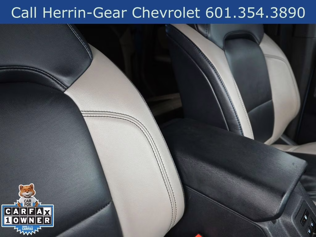 2023 Azure Gray Metallic Tri-Coat Ford Bronco Wildtrak 4X4 SUV