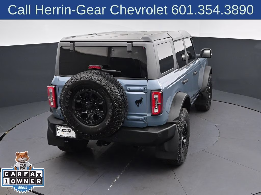 2023 Azure Gray Metallic Tri-Coat Ford Bronco Wildtrak 4X4 SUV