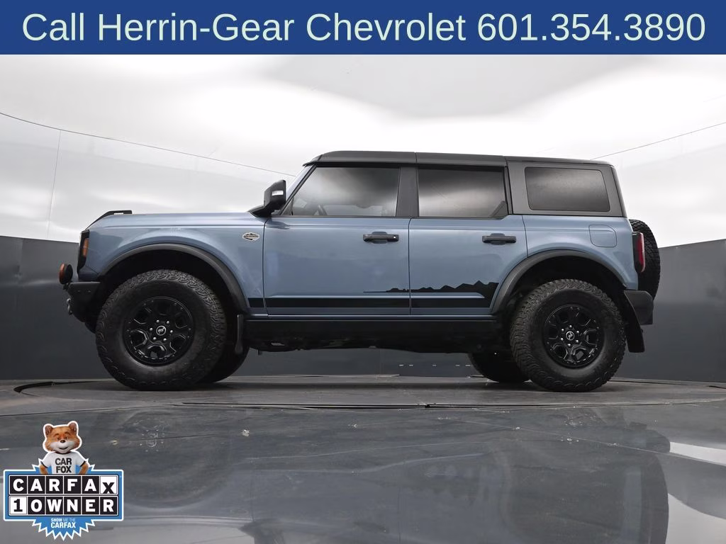 2023 Azure Gray Metallic Tri-Coat Ford Bronco Wildtrak 4X4 SUV