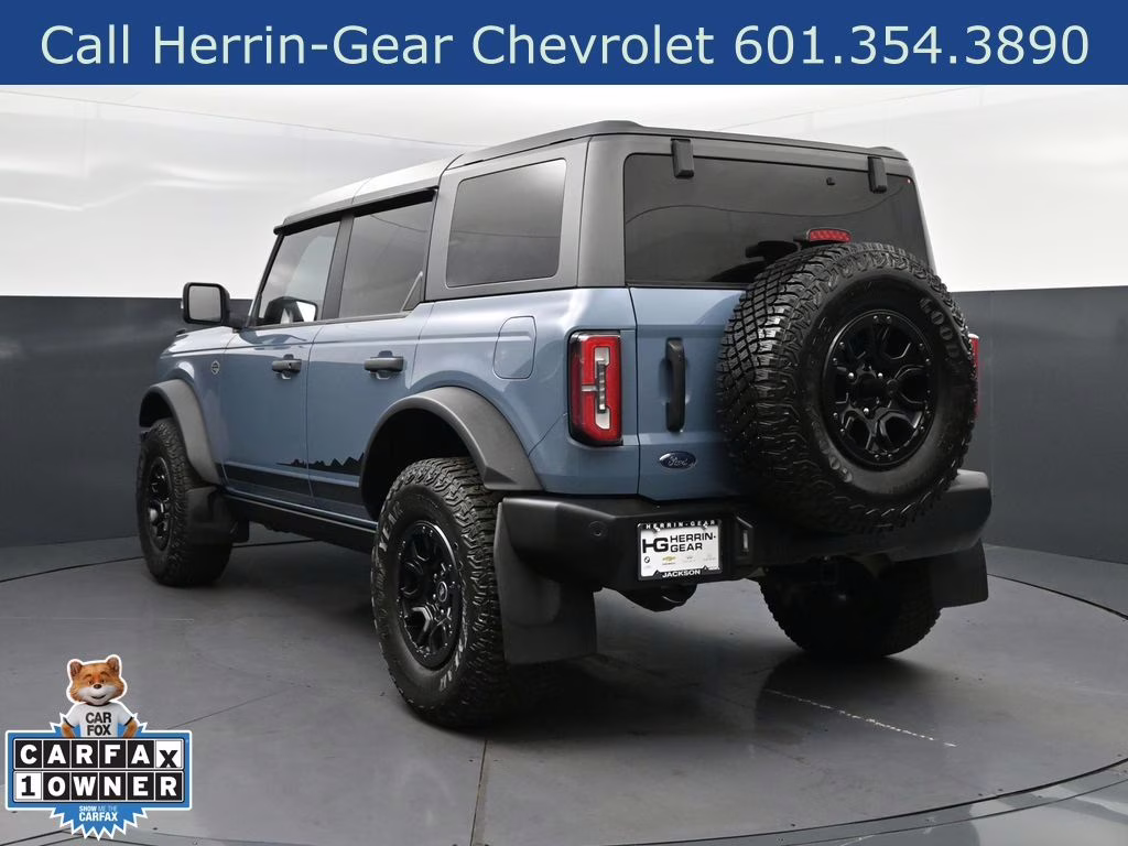 2023 Azure Gray Metallic Tri-Coat Ford Bronco Wildtrak 4X4 SUV