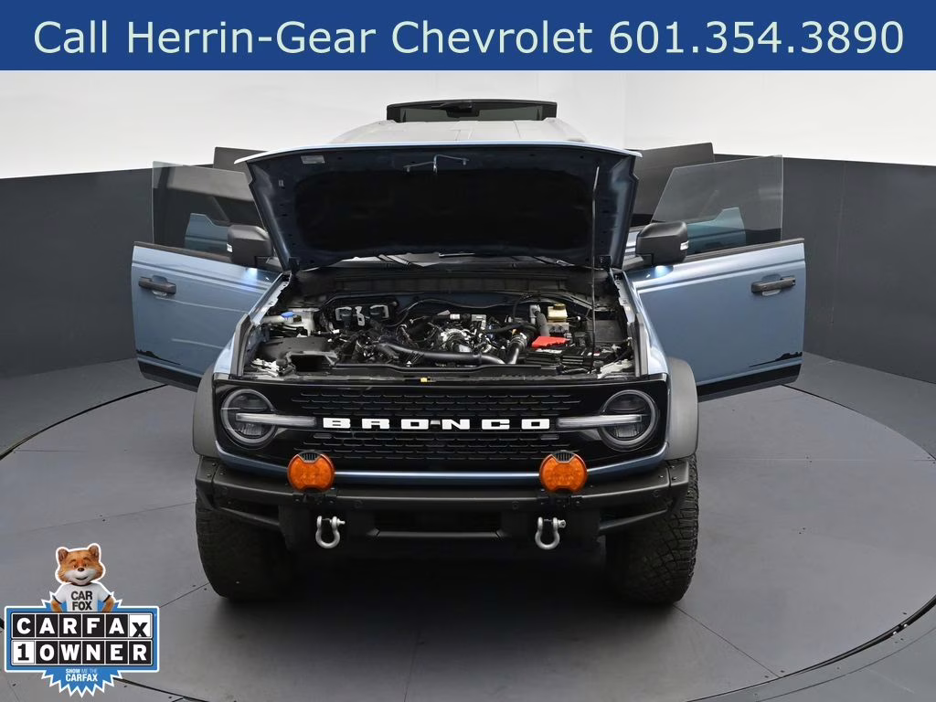 2023 Azure Gray Metallic Tri-Coat Ford Bronco Wildtrak 4X4 SUV