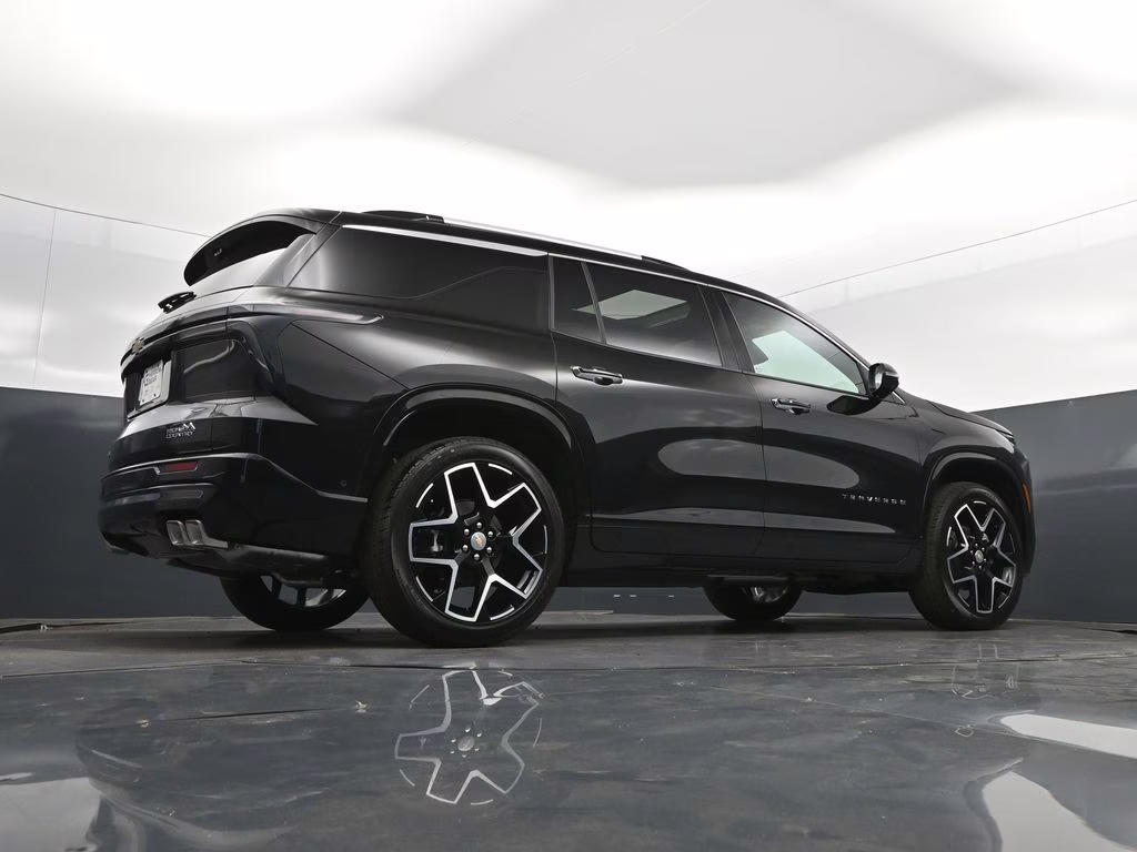 2026 Black Chevrolet Traverse High Country FWD SUV