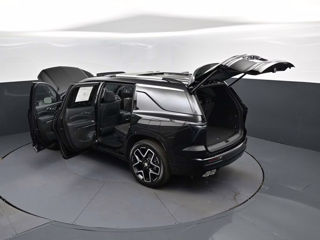 2026 Black Chevrolet Traverse High Country FWD SUV