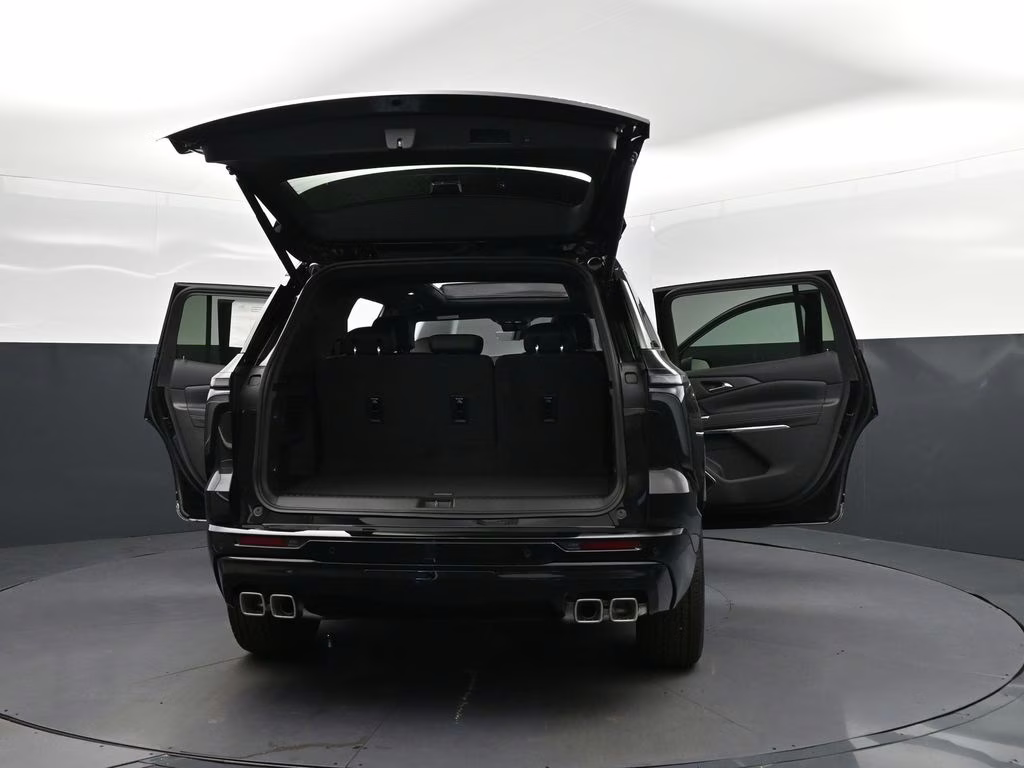 2026 Black Chevrolet Traverse High Country FWD SUV
