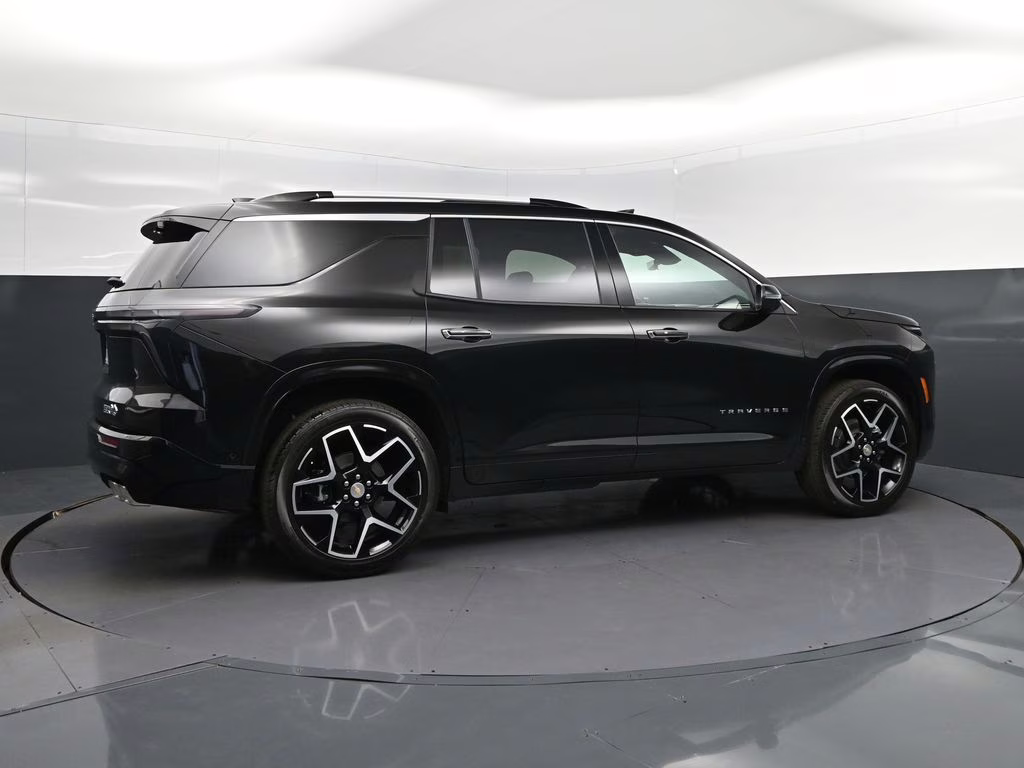 2026 Black Chevrolet Traverse High Country FWD SUV