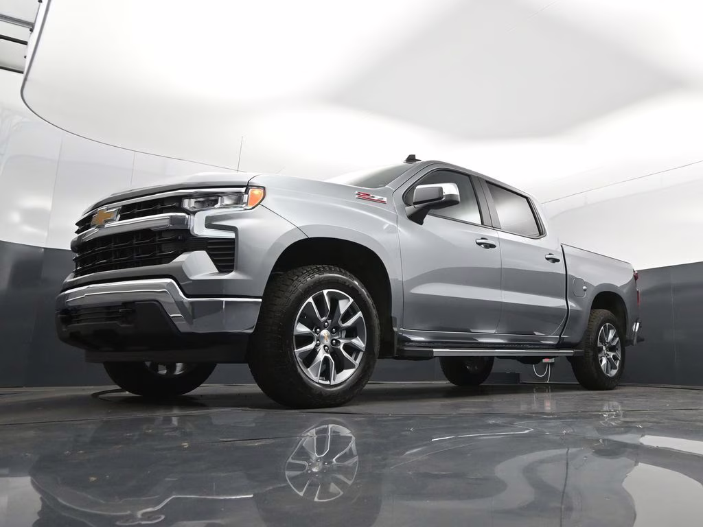 2026 Sterling Chevrolet Silverado 1500 LT 4X4 Truck