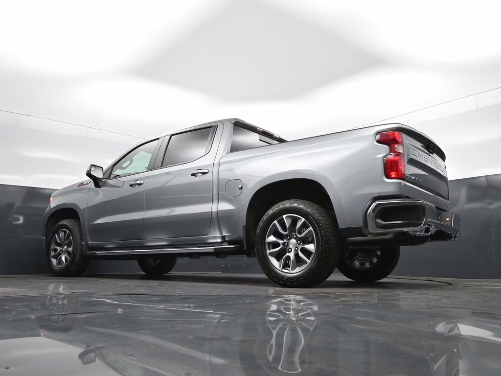 2026 Sterling Chevrolet Silverado 1500 LT 4X4 Truck