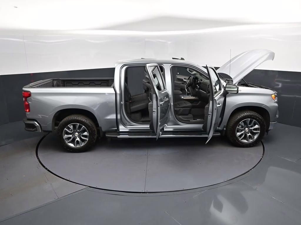 2026 Sterling Chevrolet Silverado 1500 LT 4X4 Truck