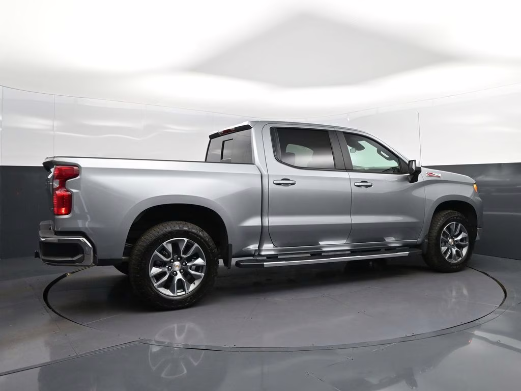 2026 Sterling Chevrolet Silverado 1500 LT 4X4 Truck