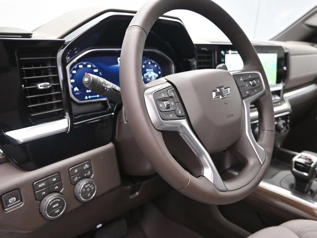 2026 Summit White Chevrolet Silverado 1500 LT Trail Boss 4X4 Truck