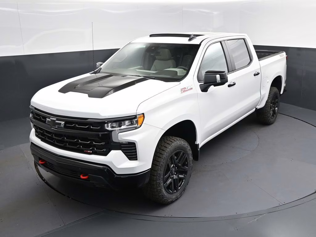2026 Summit White Chevrolet Silverado 1500 LT Trail Boss 4X4 Truck