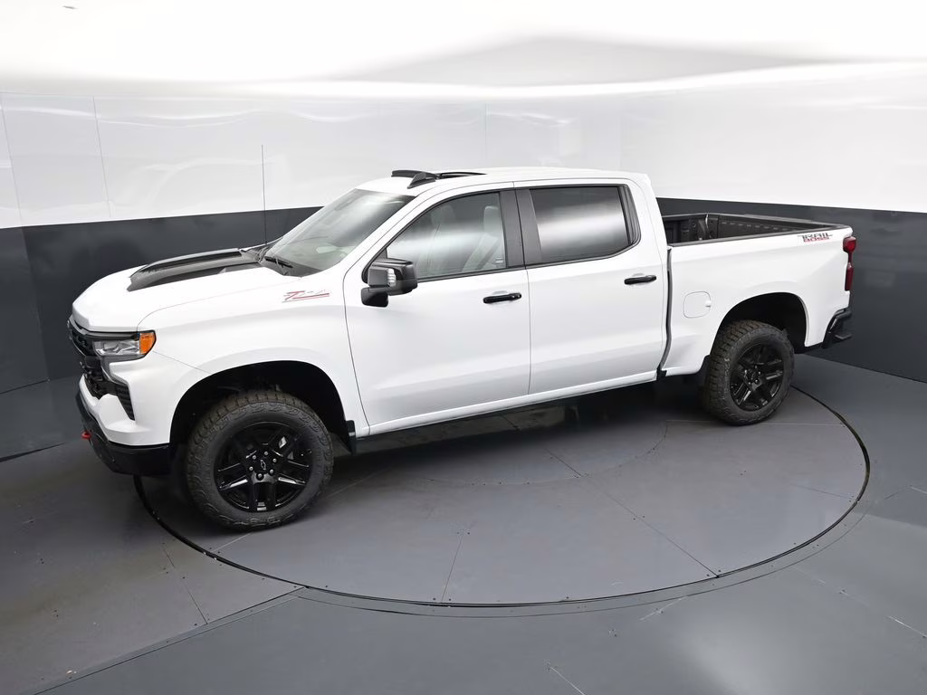 2026 Summit White Chevrolet Silverado 1500 LT Trail Boss 4X4 Truck