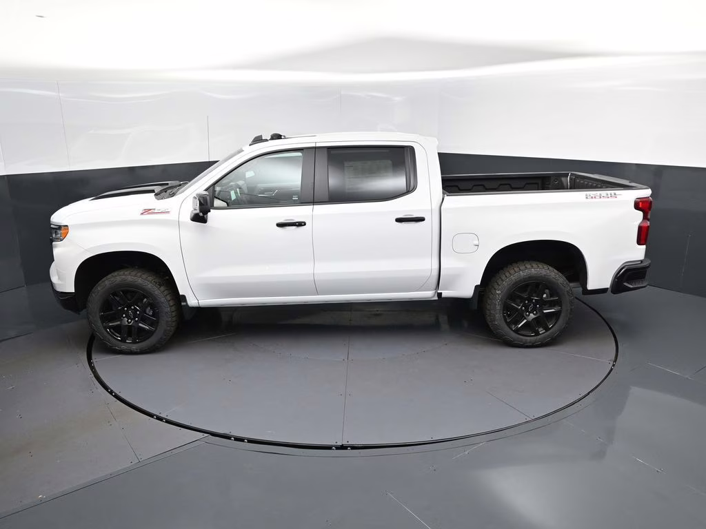 2026 Summit White Chevrolet Silverado 1500 LT Trail Boss 4X4 Truck