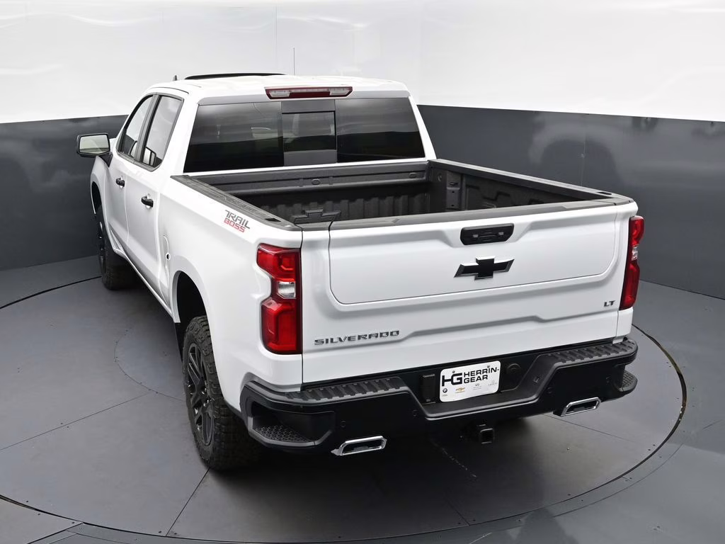2026 Summit White Chevrolet Silverado 1500 LT Trail Boss 4X4 Truck