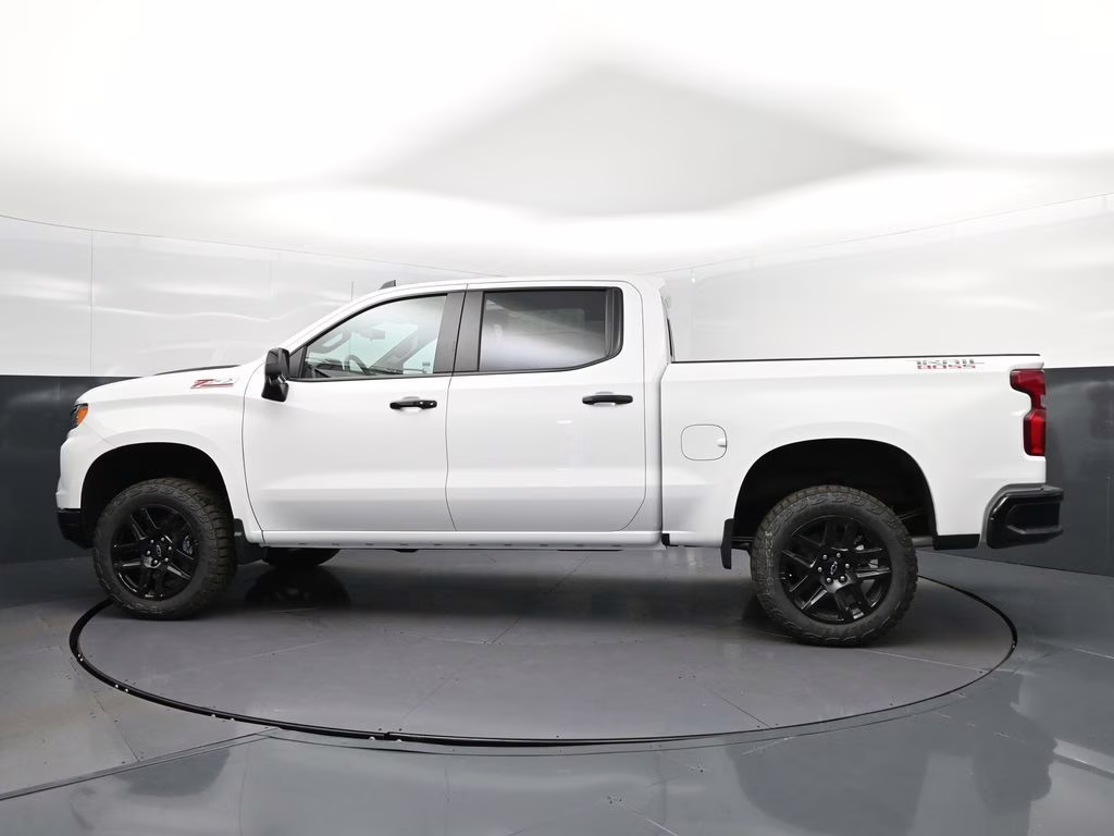 2026 Summit White Chevrolet Silverado 1500 LT Trail Boss 4X4 Truck