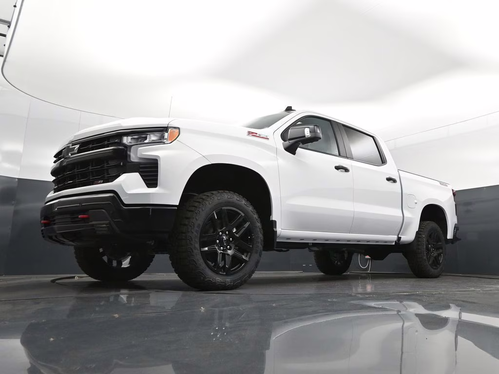 2026 Summit White Chevrolet Silverado 1500 LT Trail Boss 4X4 Truck