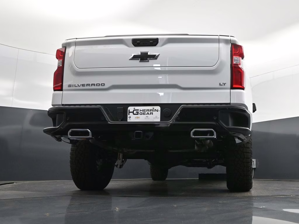 2026 Summit White Chevrolet Silverado 1500 LT Trail Boss 4X4 Truck