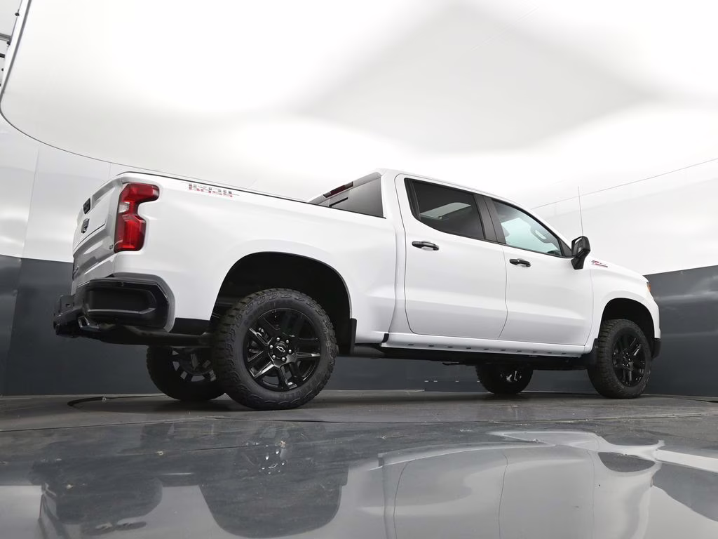 2026 Summit White Chevrolet Silverado 1500 LT Trail Boss 4X4 Truck