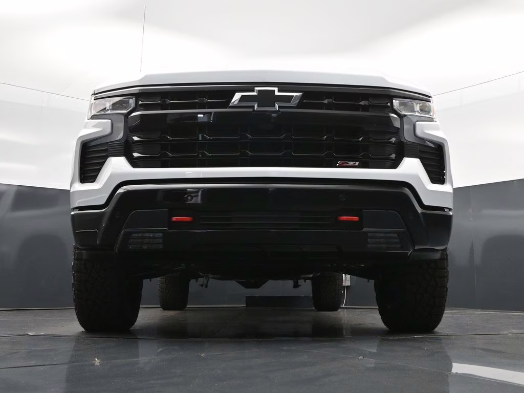 2026 Summit White Chevrolet Silverado 1500 LT Trail Boss 4X4 Truck