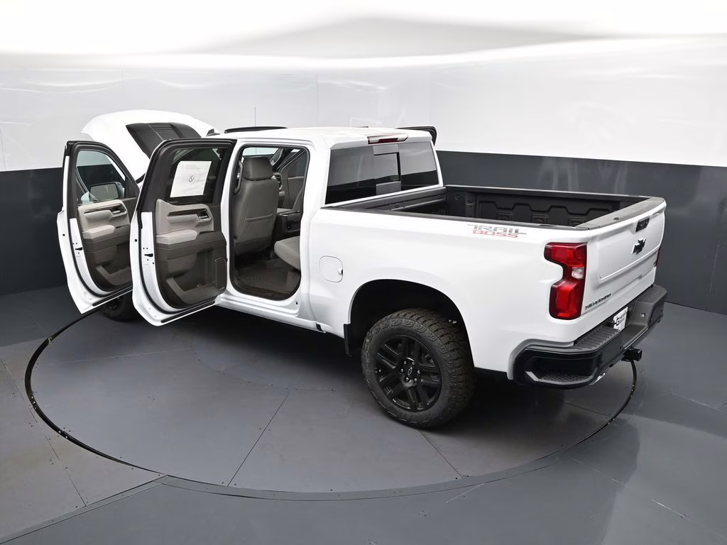 2026 Summit White Chevrolet Silverado 1500 LT Trail Boss 4X4 Truck